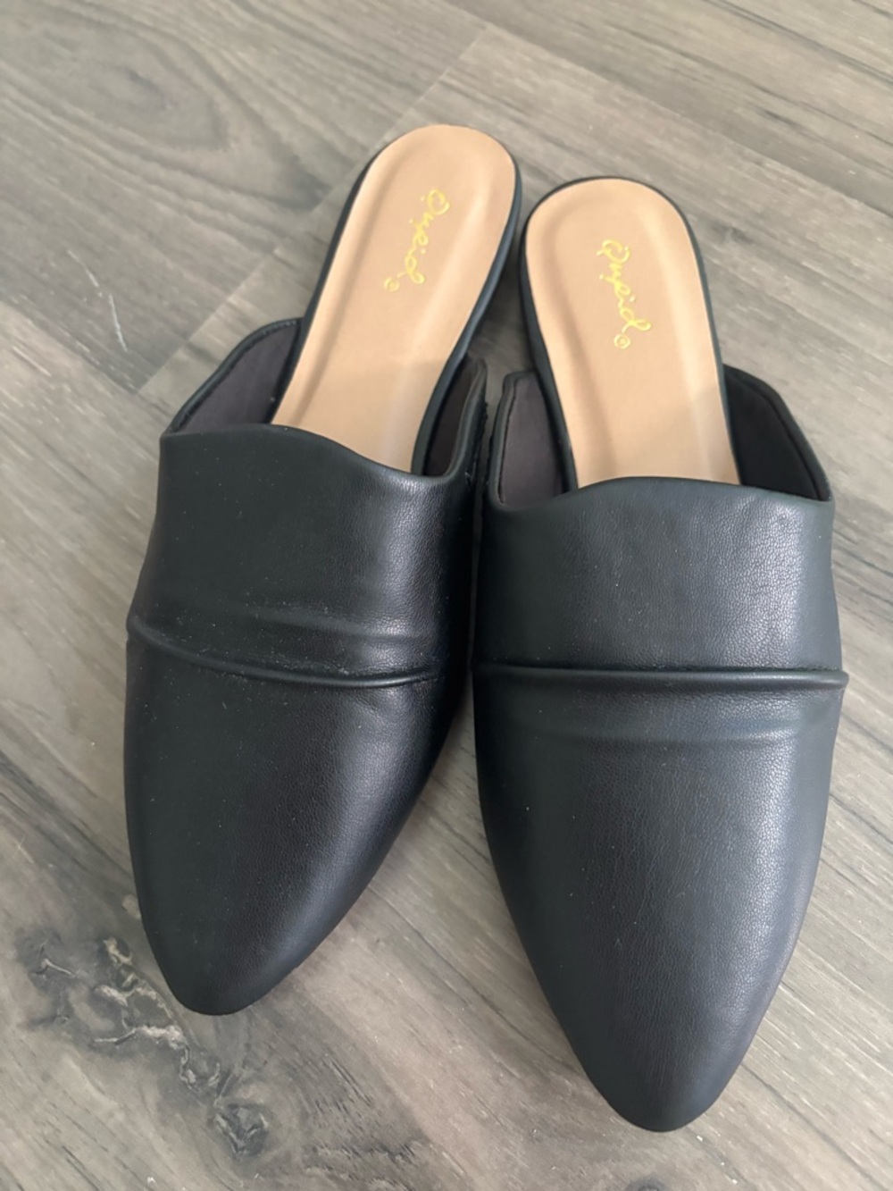 Qupid Black Pointed Slip-On Mules for Women